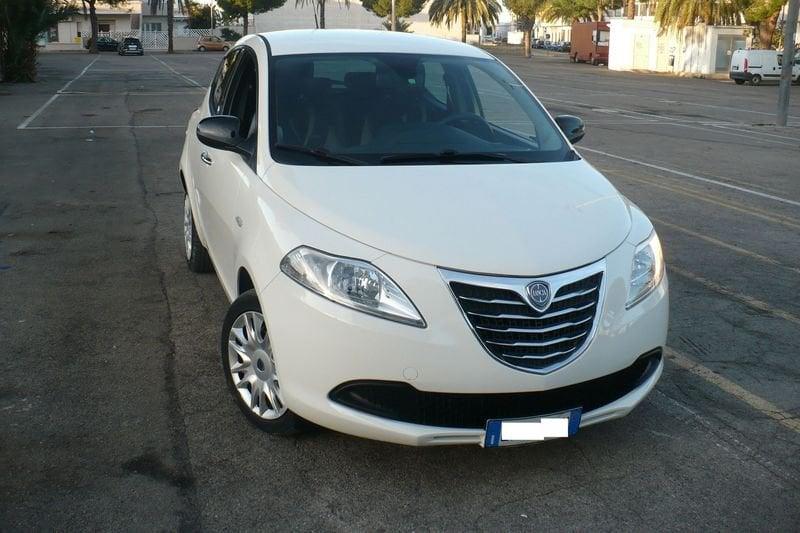 Lancia Ypsilon Ypsilon 1.2 69 CV 5 porte GPL Ecochic Silver