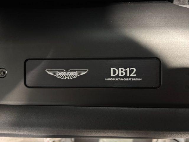 ASTON MARTIN DB12 V8 Coupé