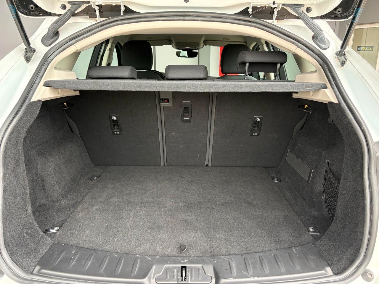 Jaguar E-Pace 2.0d i4 fwd 163cv