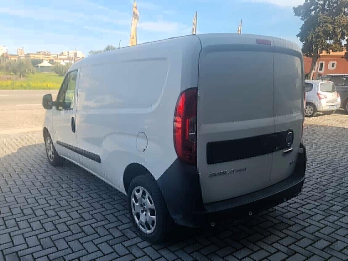 Fiat Doblò 1.4 T-Jet Natural Power PL-TN Cargo Maxi SX 3posti L2