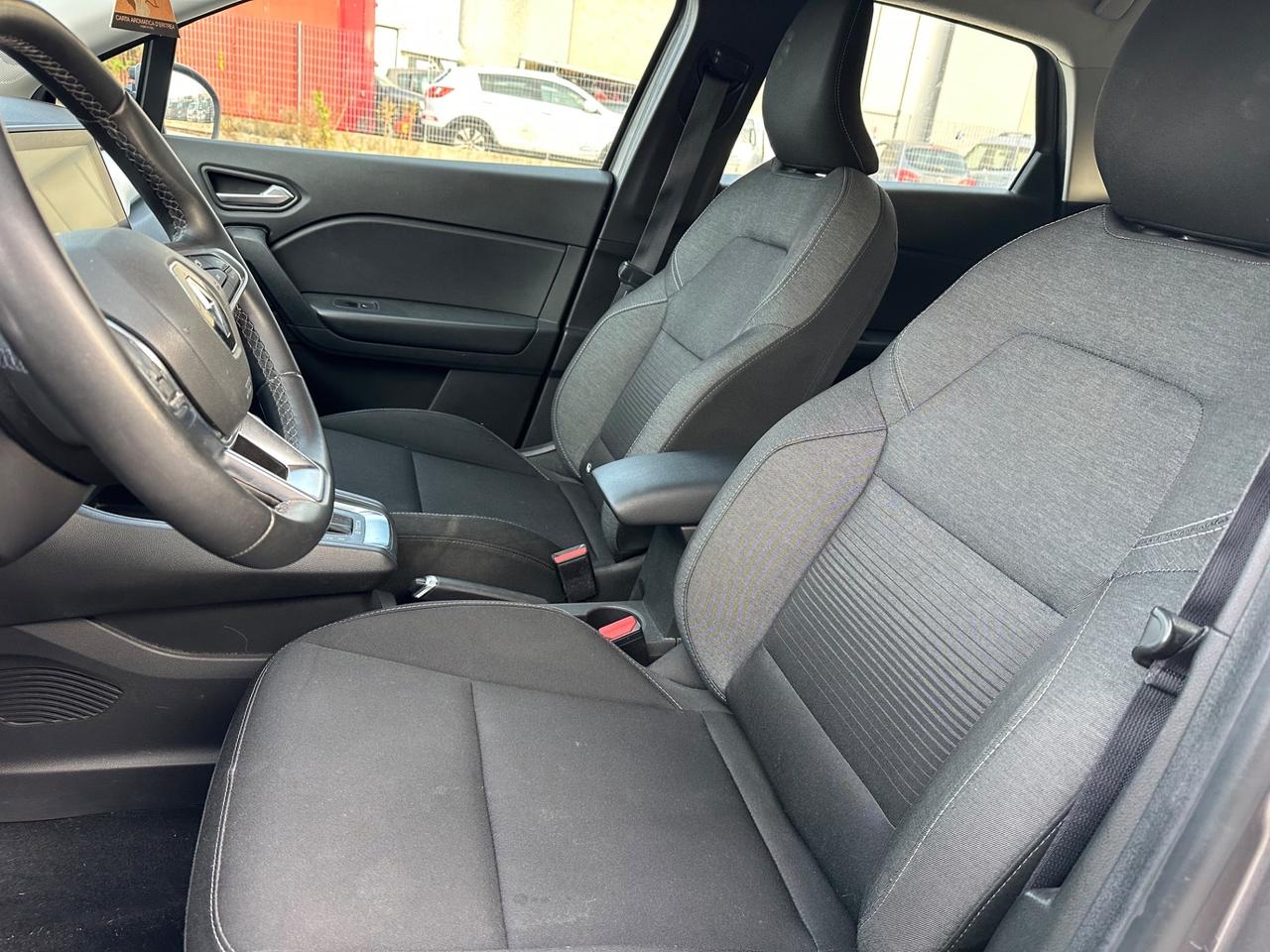 Renault Captur Plug-in Hybrid E-Tech 160 CV Initiale Paris