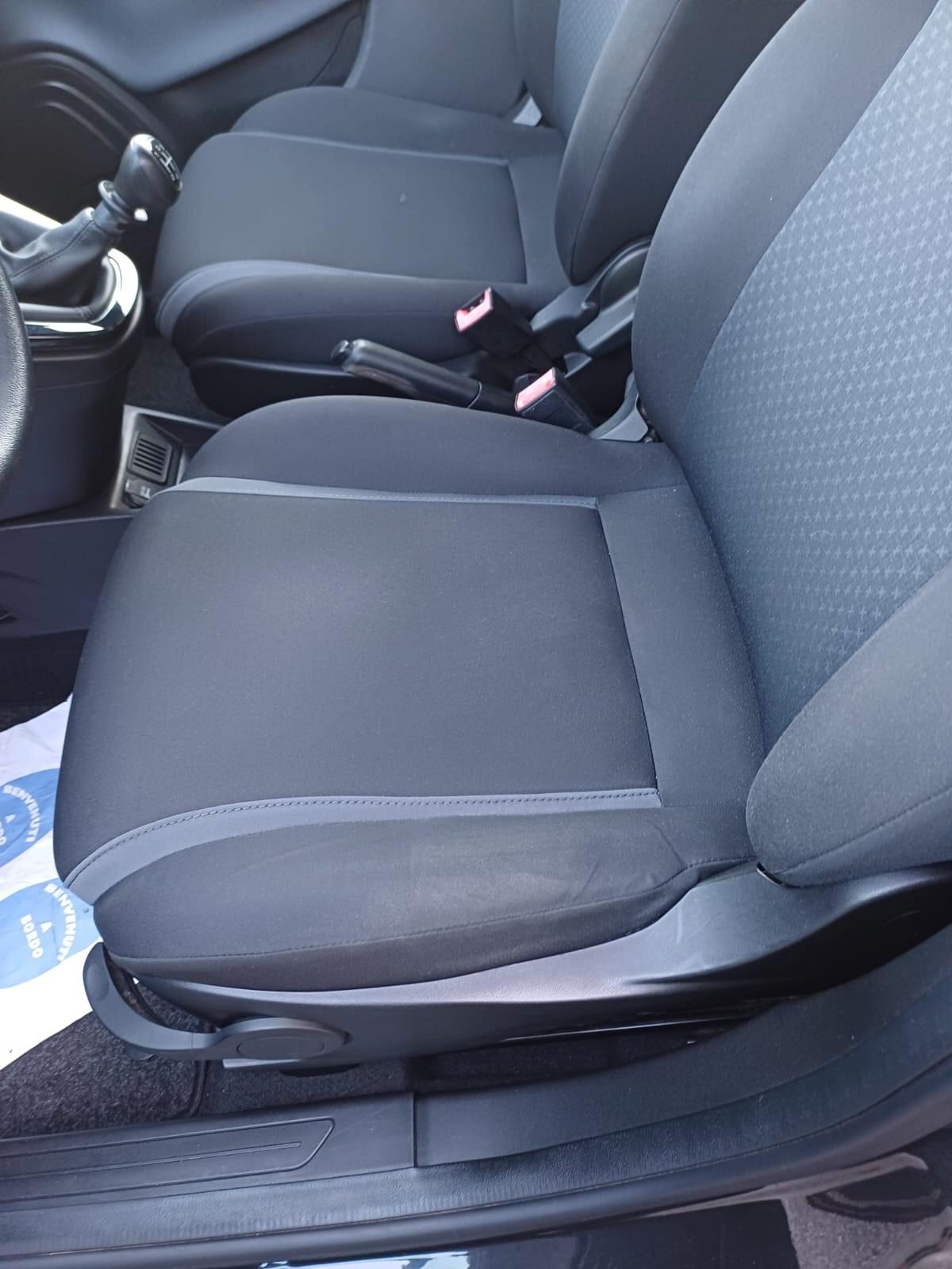 Lancia Ypsilon 1.2 69 CV 5 porte Silver