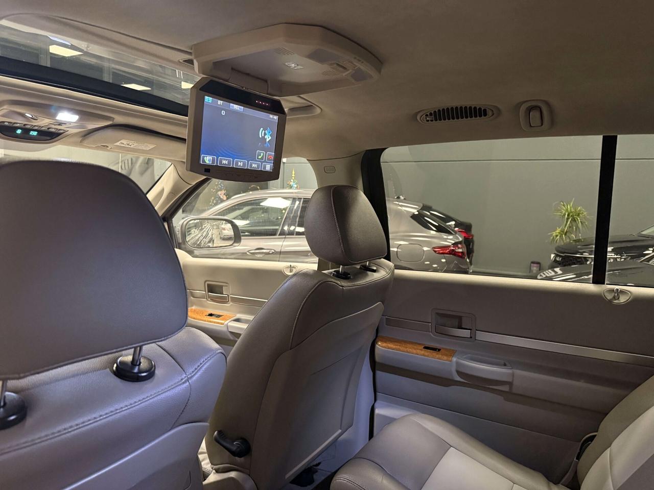 aspen 5.7 V8 HEMI cat AWD Touring