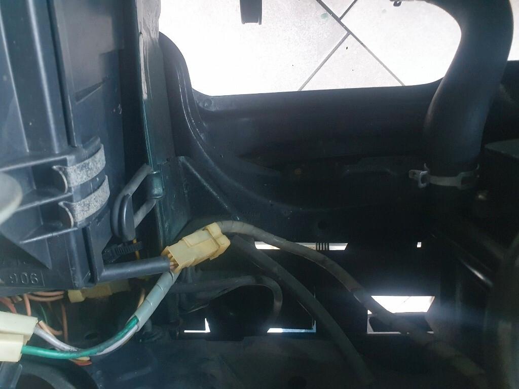 Volkswagen Golf GTI 1800 unico proprietario ASI targa oro