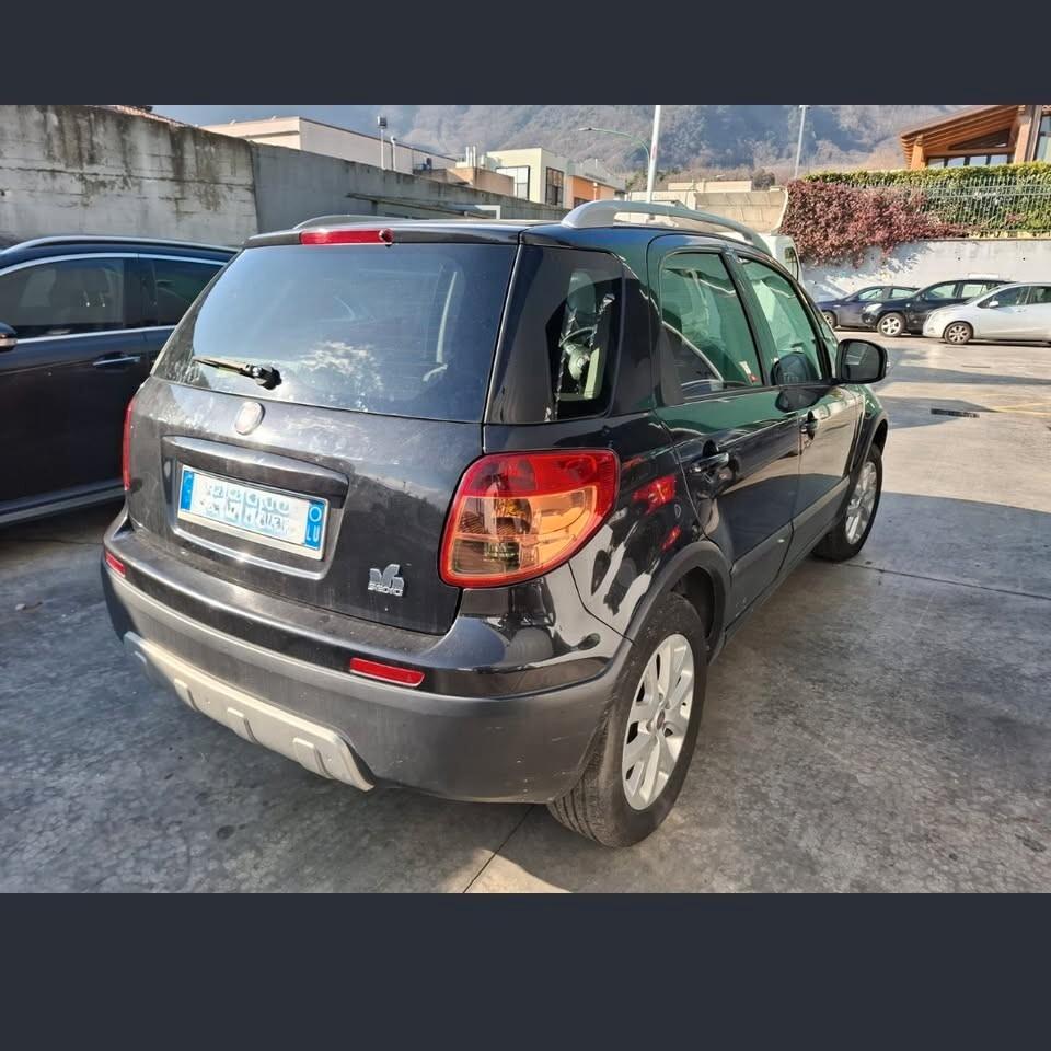 Fiat sedici 1.6 Benz solo PER RICAMBI