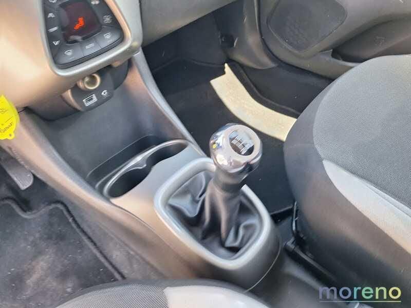 Toyota Aygo 1.0 x-play 5p