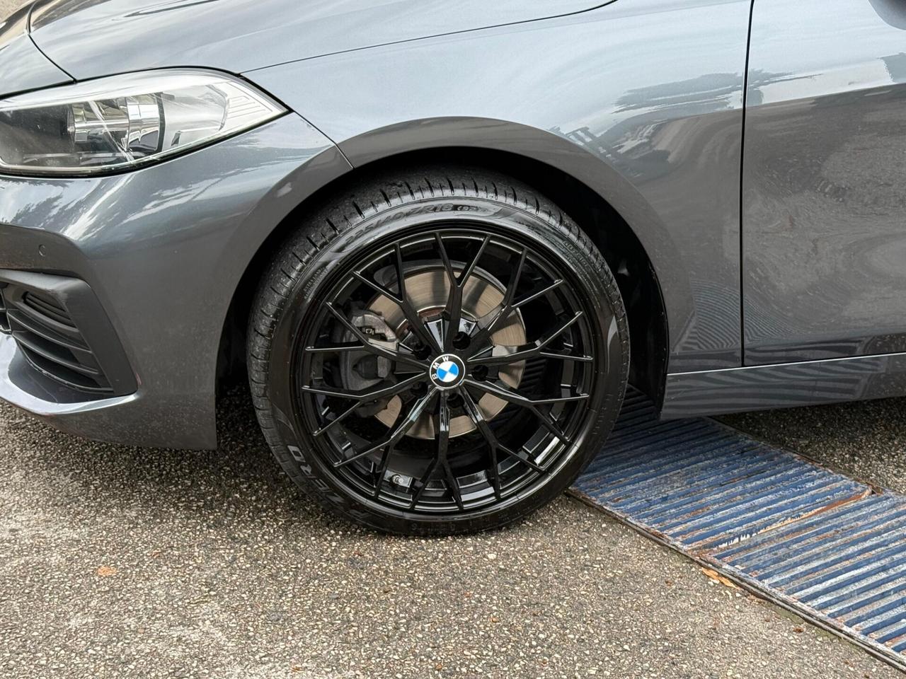 Bmw 118d 5p. Business Advantage Auto.