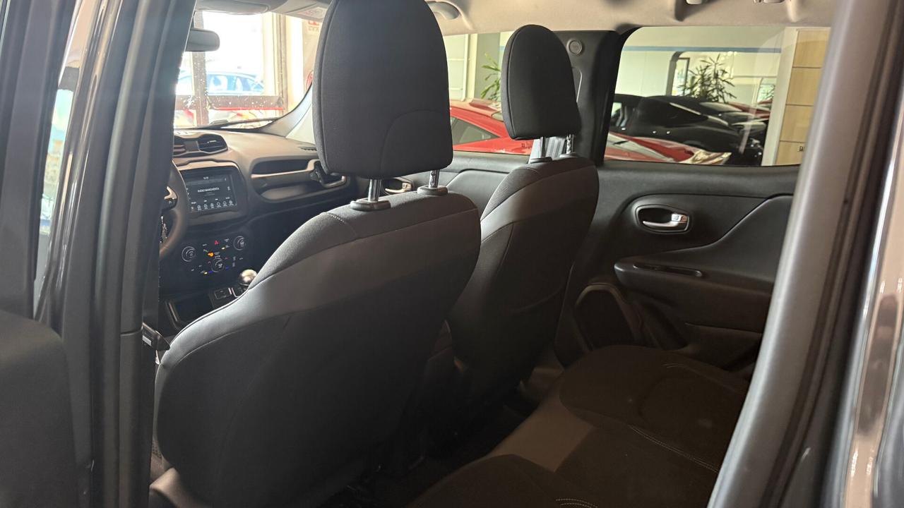 Jeep Renegade 1.6 Mjt 130 CV FARI LED