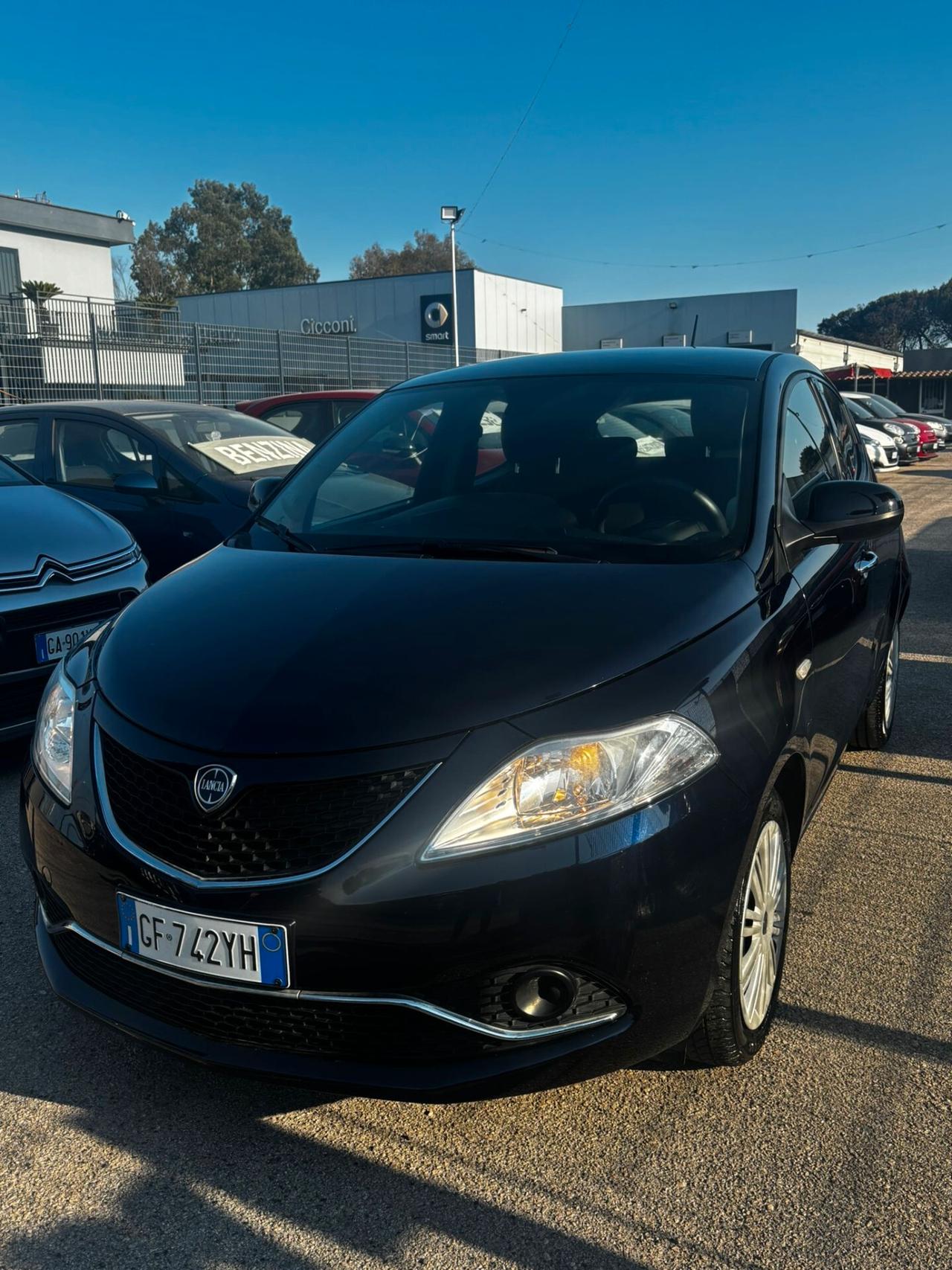 Lancia Ypsilon 1.0 FireFly 5 porte S&S Hybrid Ecochic Gold