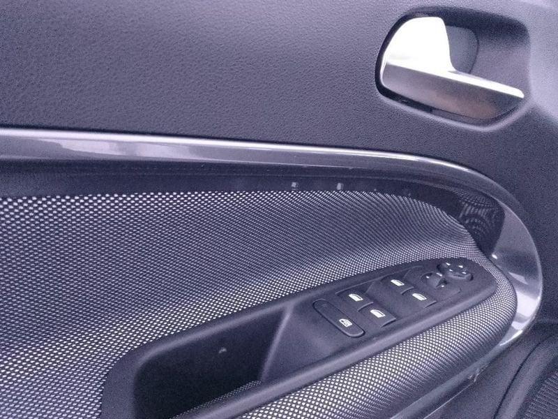 FIAT 600 1.2 hybrid Icon 145cv auto