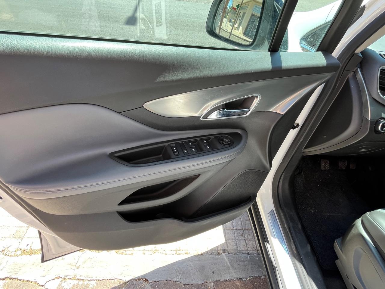 Opel Mokka 1.4 Turbo GPL Tech 140CV 4x2 Cosmo b-Color