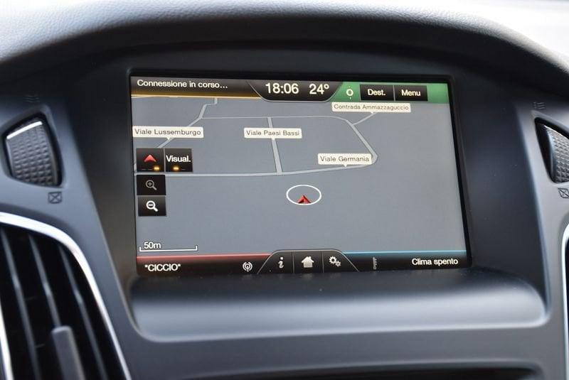 Ford Focus Focus 5p 1.5 tdci Titanium s&s 120cv powershift