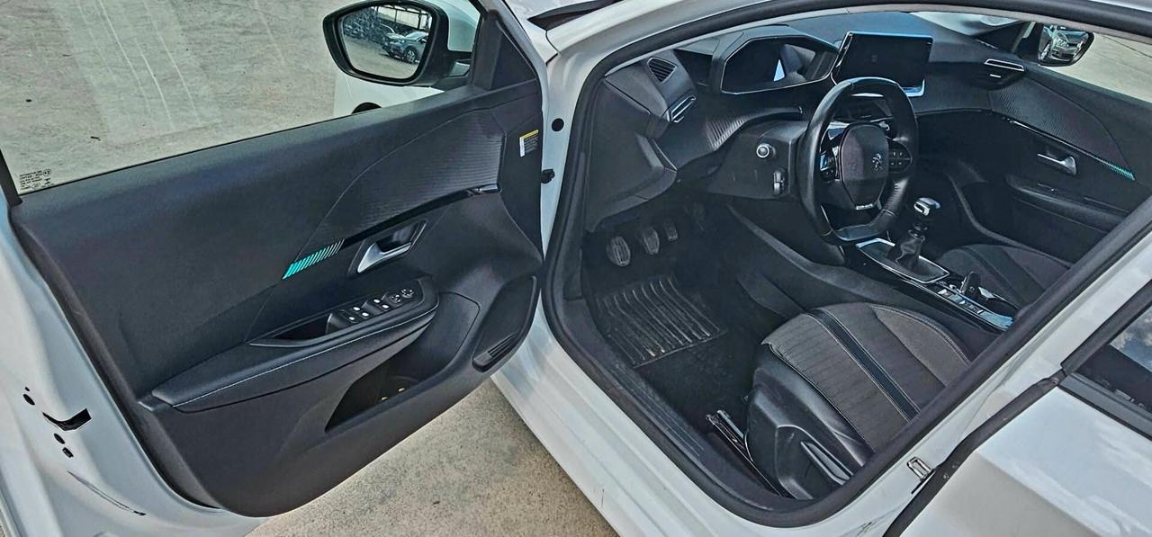 Peugeot 208 PureTech 100 Stop&Start 5 porte Allure