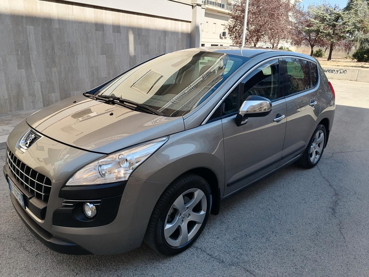 Peugeot 3008 1.6 e-HDi 112CV CAMBIO AUTOMATICO 2011