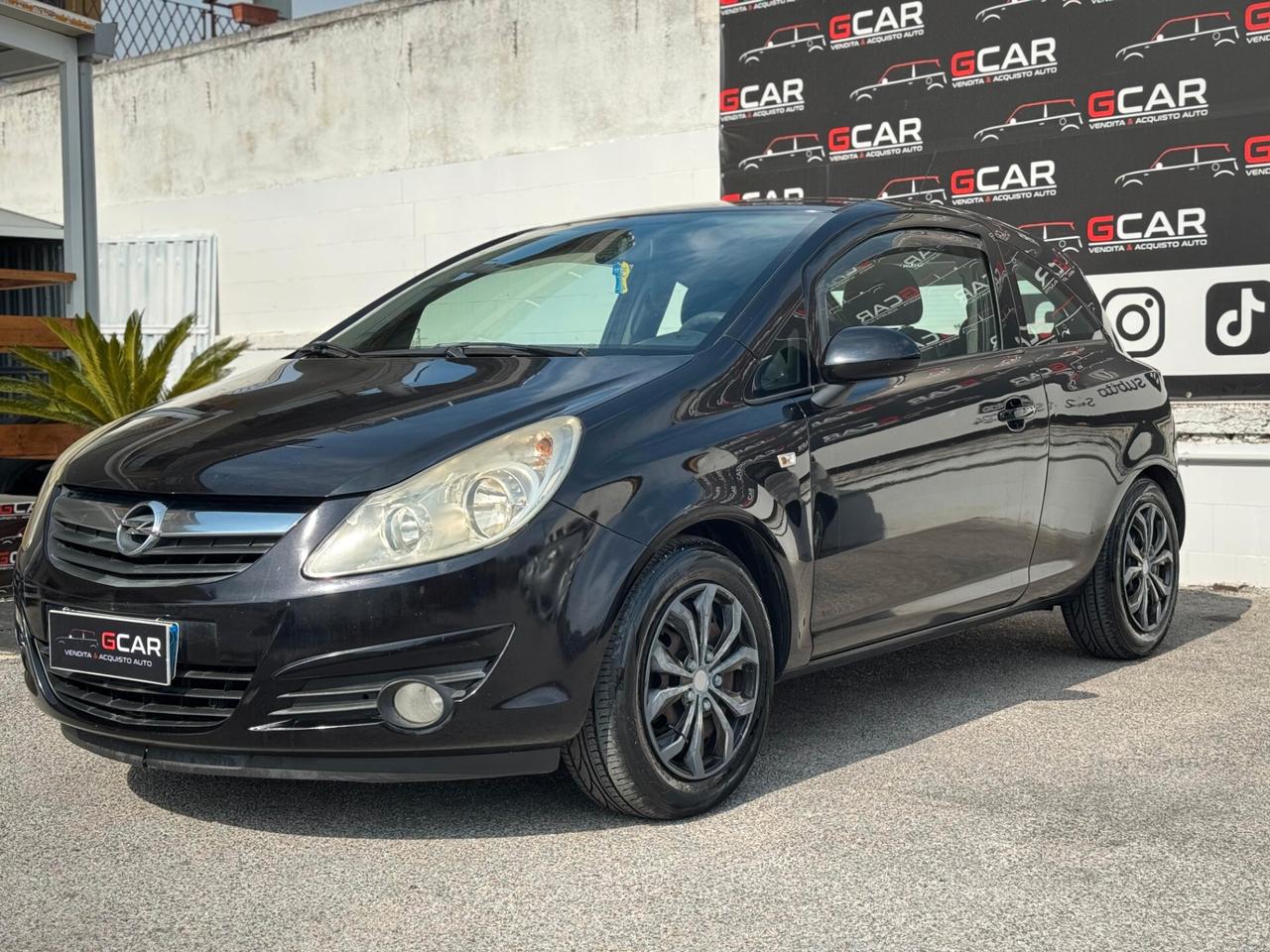 Opel Corsa Opel Corsa 1.2 Gpl