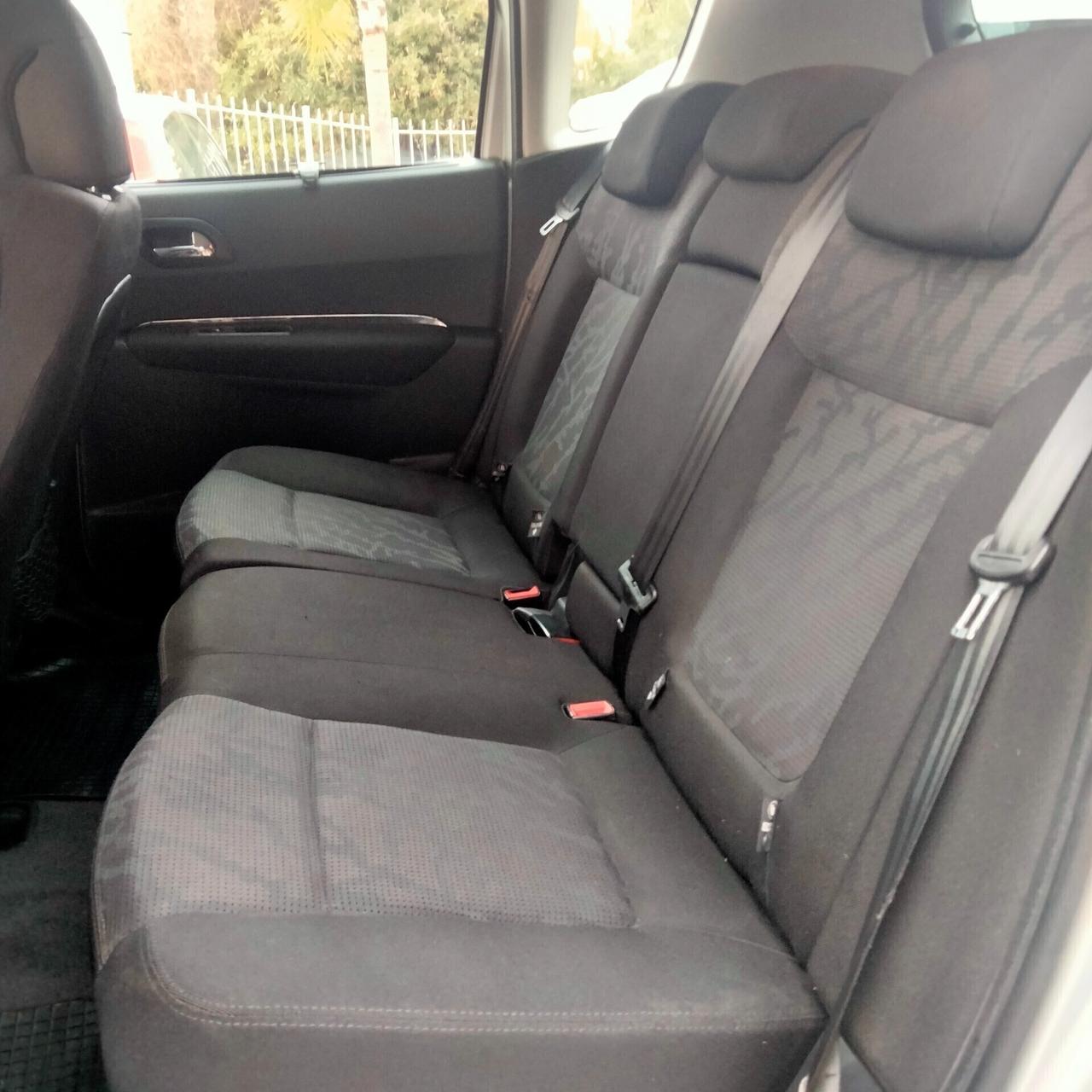 Peugeot 3008 1.6 HDi 110CV Premium