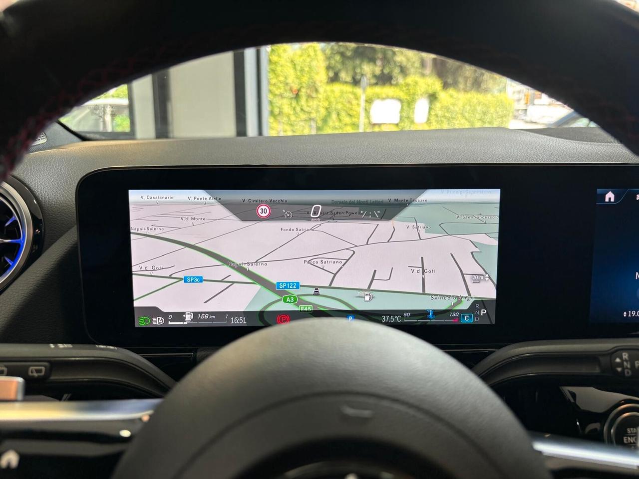 MERCEDES-BENZ GLA 200D PREMIUM AMG LE-NAVI-TETTO