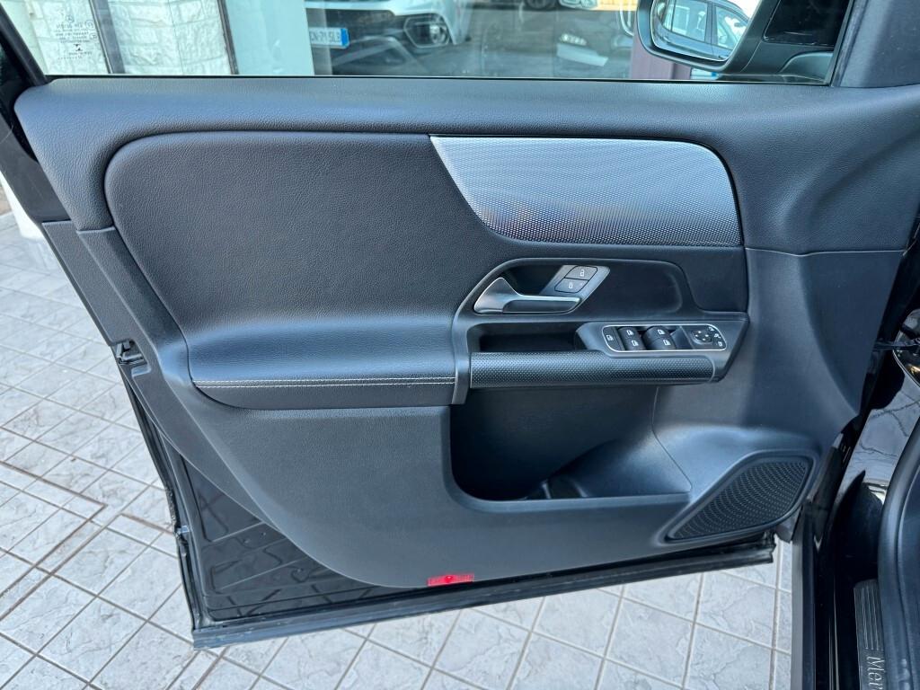 Mercedes Glb 180 d Sport Auto 7posti