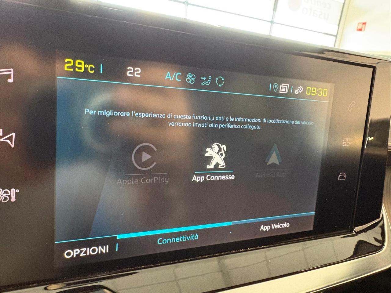 Peugeot 208 GT motore elettrico 136 CV SPOTICAR