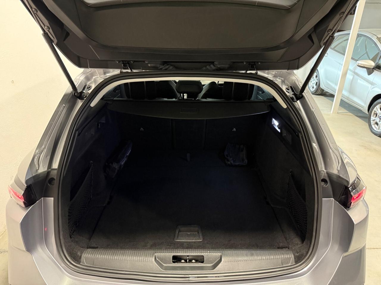 Peugeot 308 BlueHDi 130 S&S EAT8 SW Allure Pack