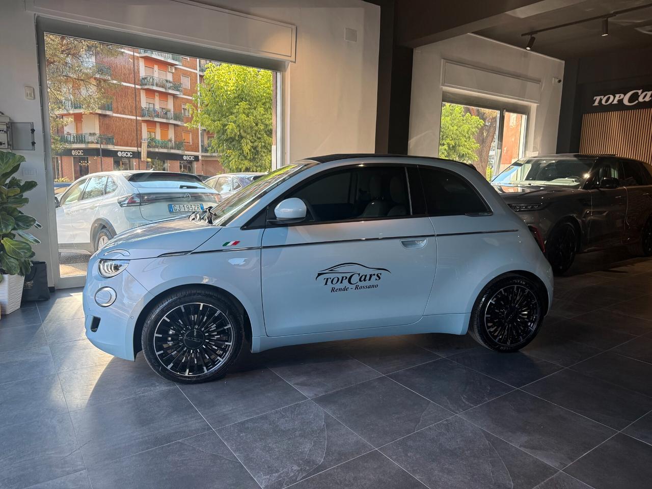 Fiat 500 500e Cabrio 42 kWh La Prima