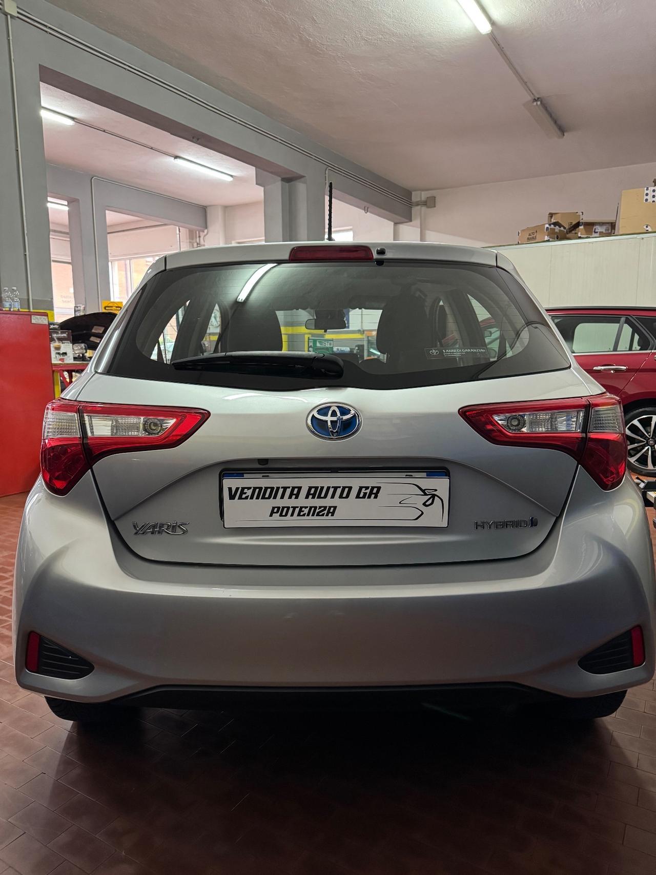 Toyota Yaris 1.5 Hybrid 5 porte Active
