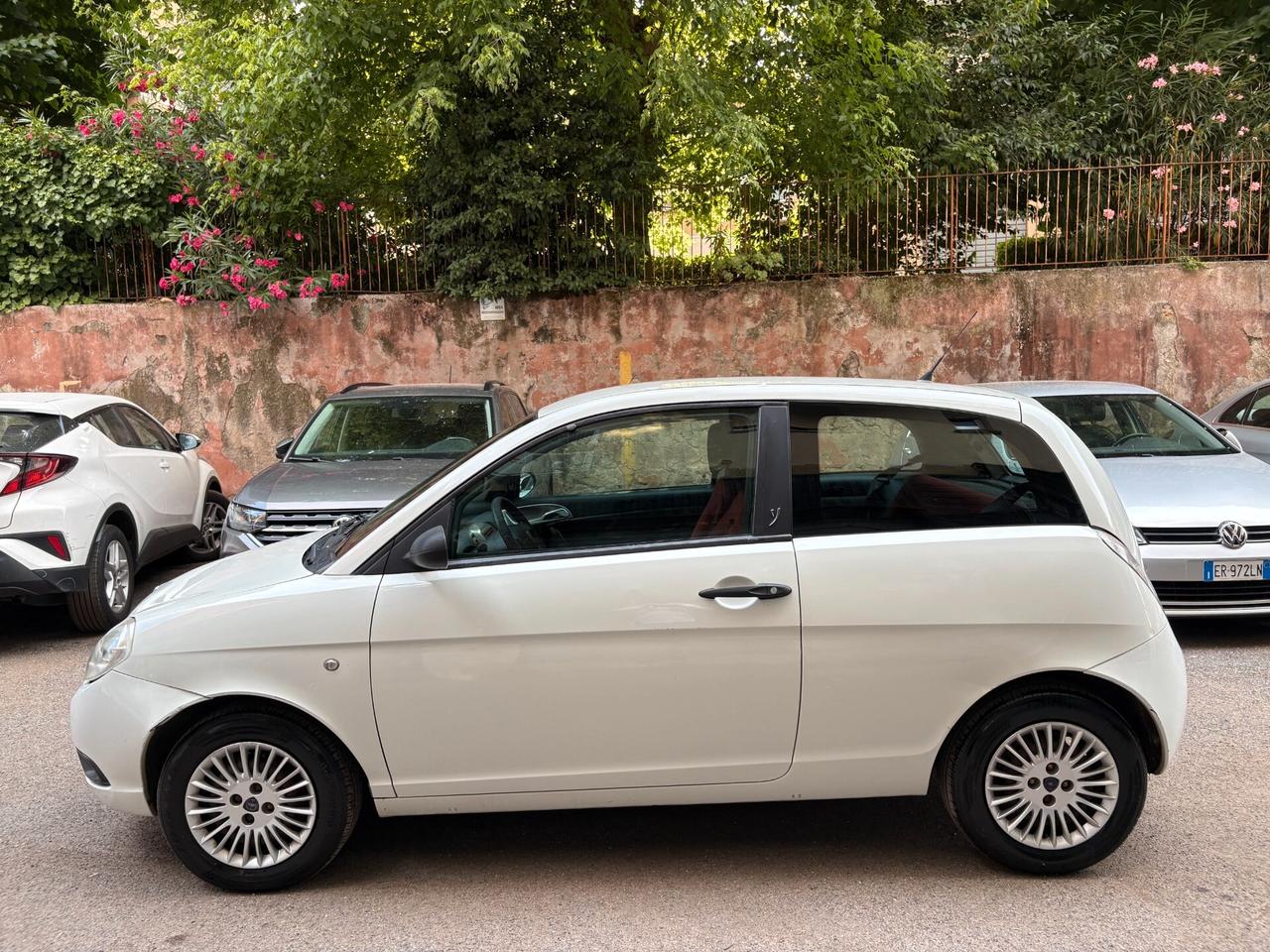Lancia Ypsilon 1.2 Versus - DISTRIBUZIONE FATTA