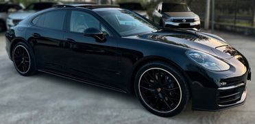 Porsche Panamera 2.9 4 Total Black