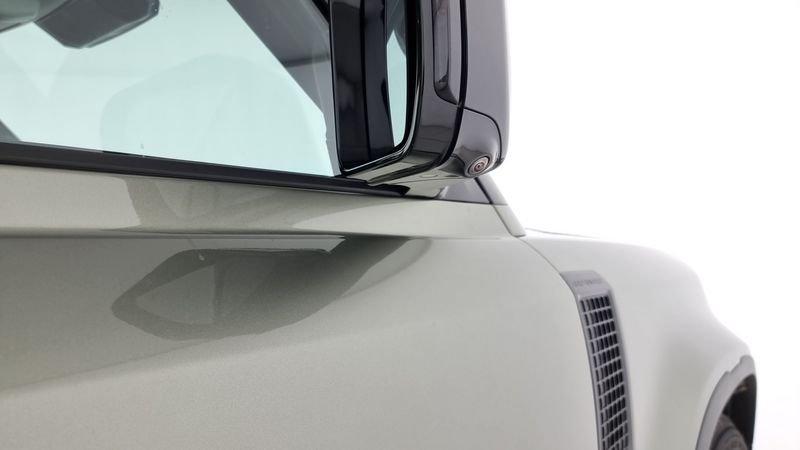 Land Rover Defender 110 3.0D I6 200 CV AWD Auto SE Autocarro N1