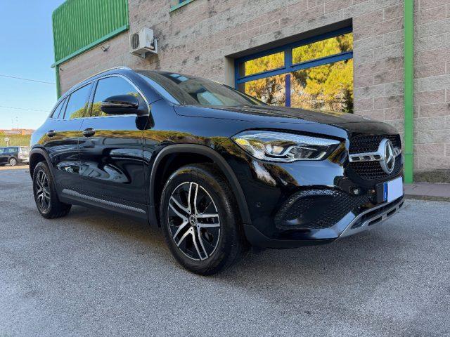 MERCEDES-BENZ GLA 180 136CV SPORT AUTOMATIC KM-49.000 TAGLAINDATI!