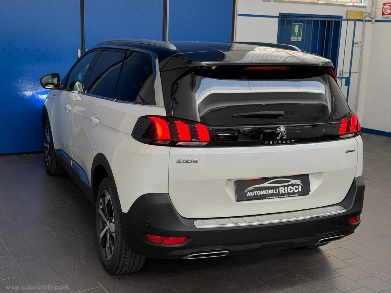 PEUGEOT 5008 BlueHDi 130 S&S GT Line 7 POSTI