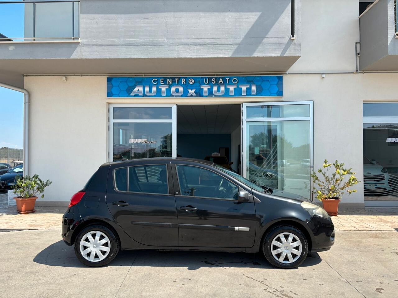 Renault Clio 1.2 16V 5 porte GPL rinnovato