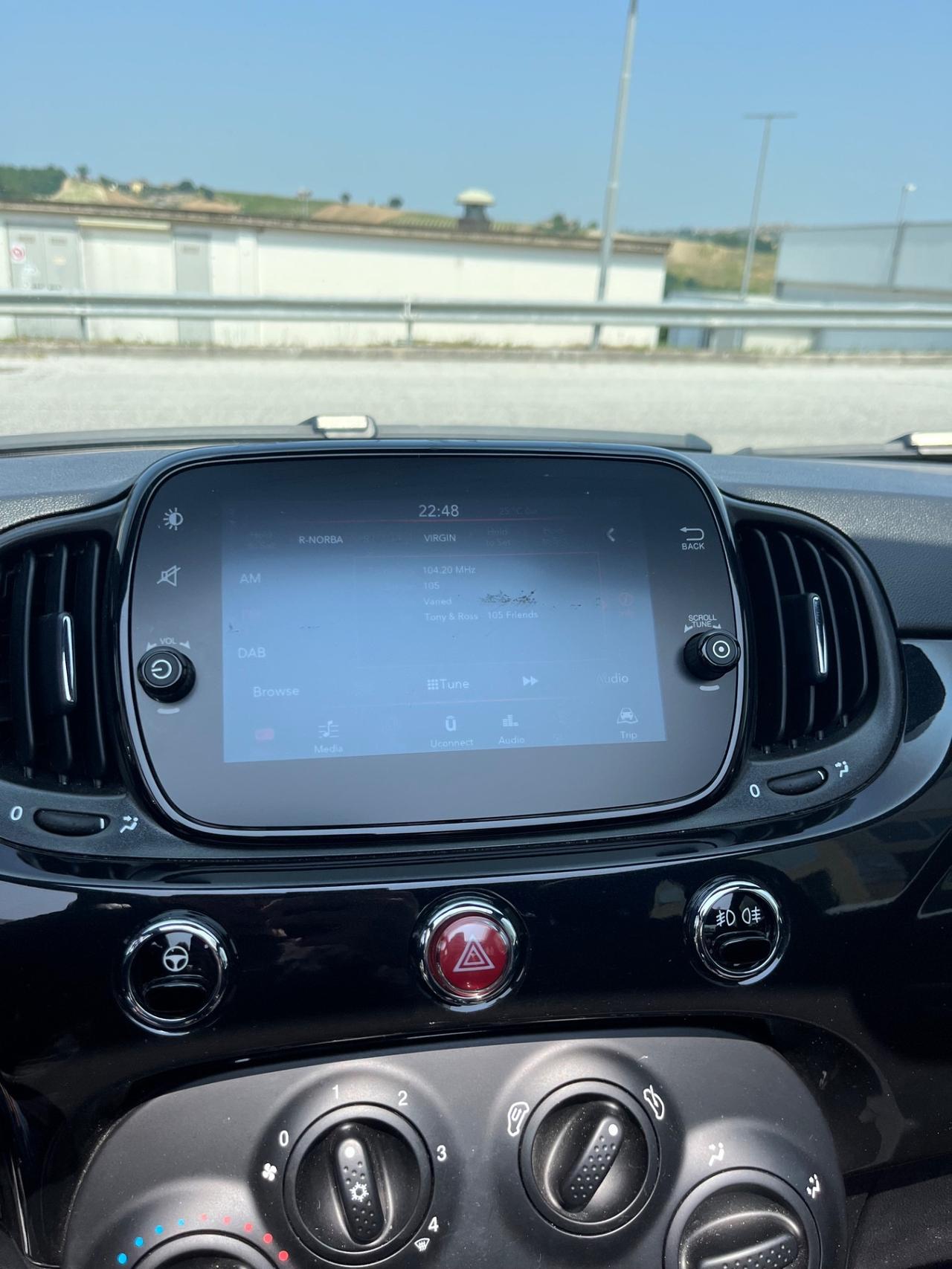 Fiat 500 C 1.0 Hybrid Dolcevita