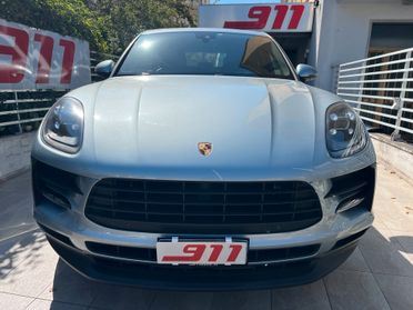 Porsche Macan 2.0 245cv Tetto PASM 111 Controlli Porsche Service Porsche