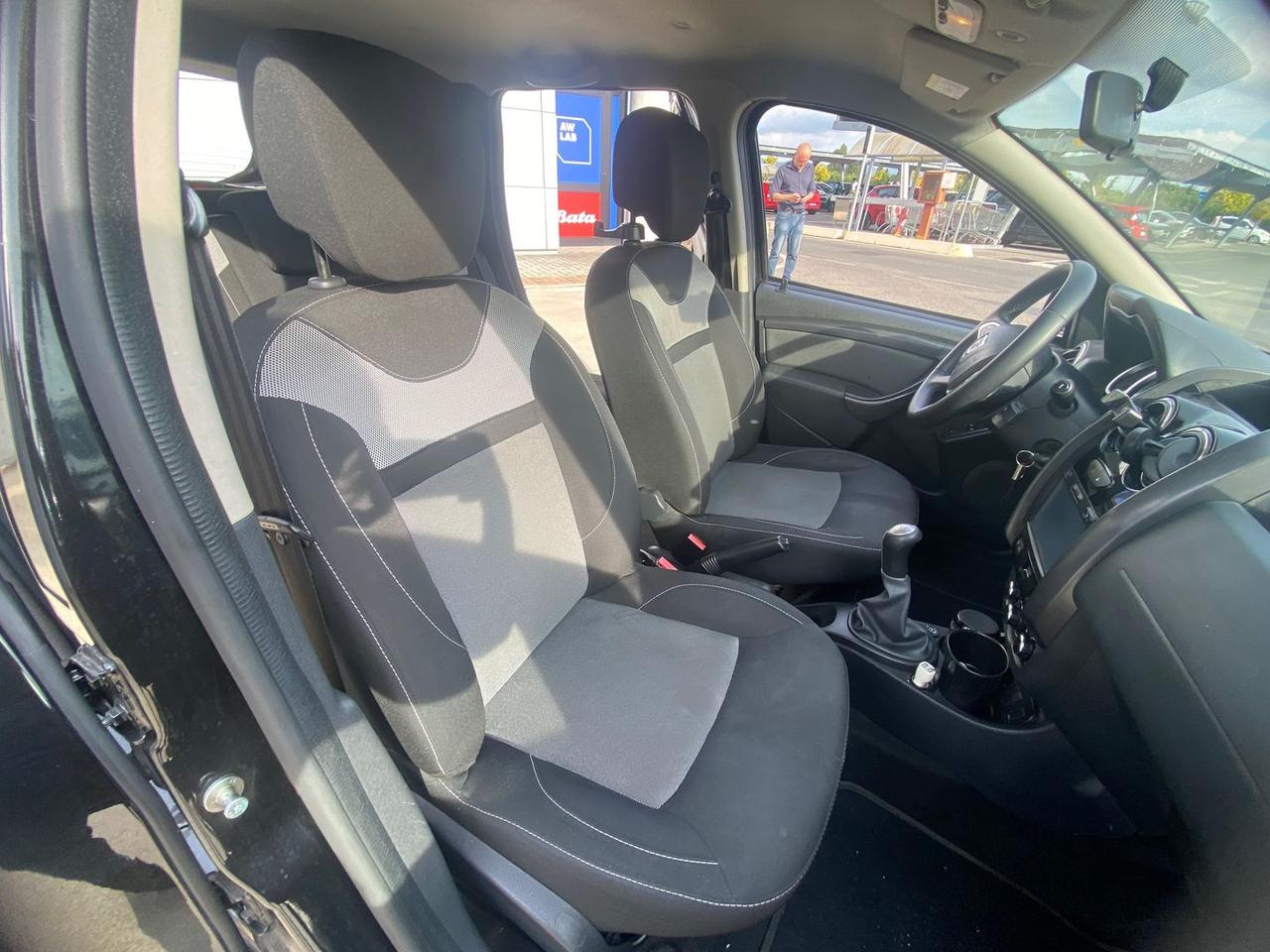 Dacia Duster Serie Limitata Black Shadow 1.6 SCe 115 LPG #2933