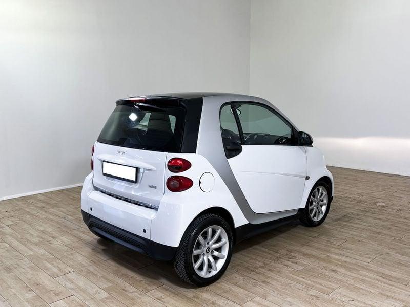 smart fortwo fortwo 1000 45 kW MHD coupé pure