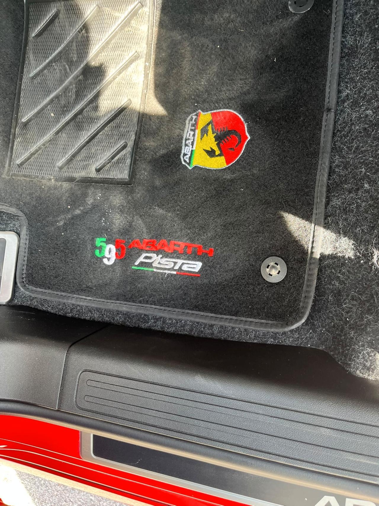 Abarth 595 1.4 Turbo T-Jet 160 CV Pista