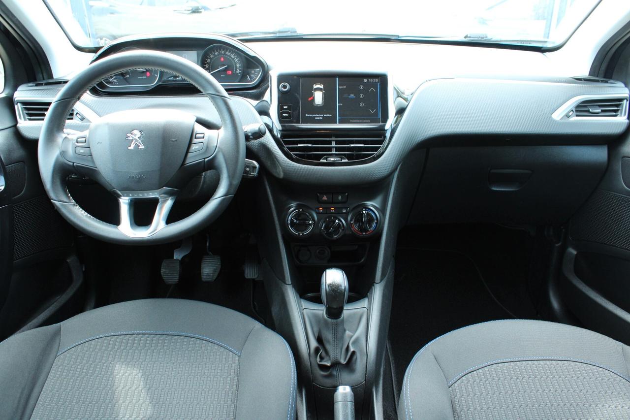 Peugeot 208 PureTech 82 Stop&Start 5 porte Signature