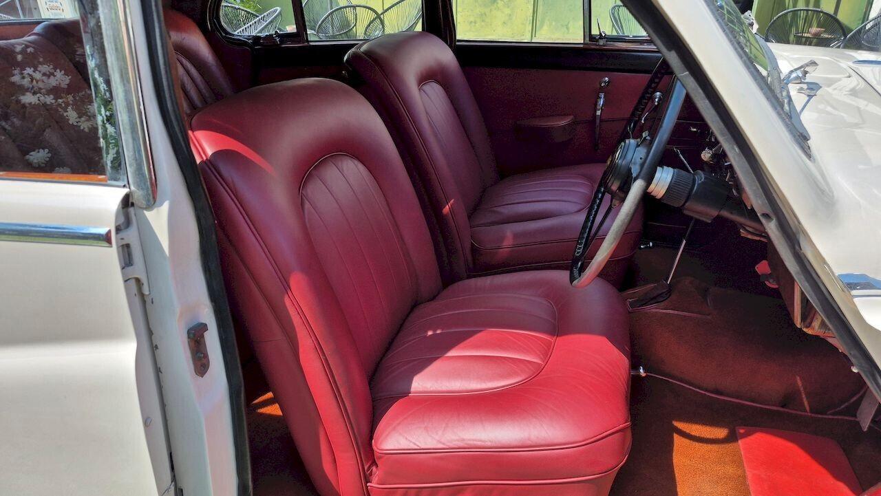 Jaguar Mark IX Saloon MK 9 – 1960 - SUMMER PRICE