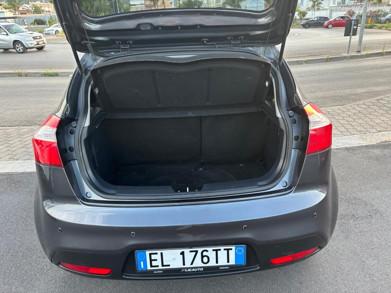 Kia Rio 1.1 CRDi WGT 5p. EX PLUS