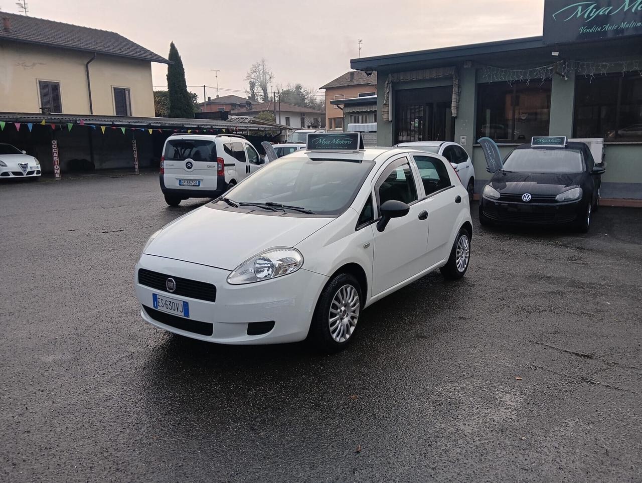 Fiat Punto 1.3 MJT II 75 CV 5 porte Easy