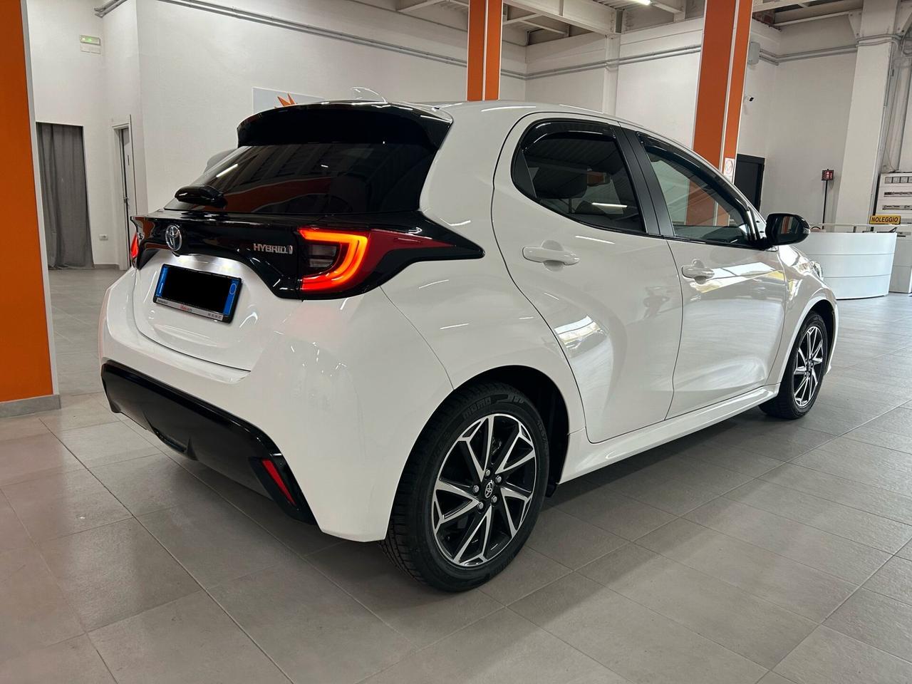 Toyota Yaris 1.5 Hybrid 5 porte Lounge