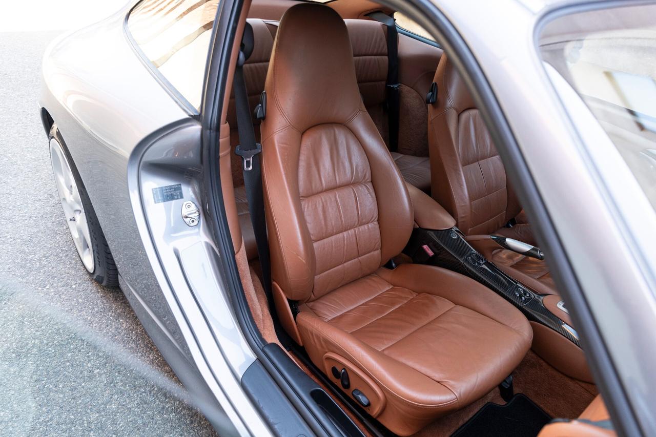 Porsche 911 Carrera 4S cat Coupé
