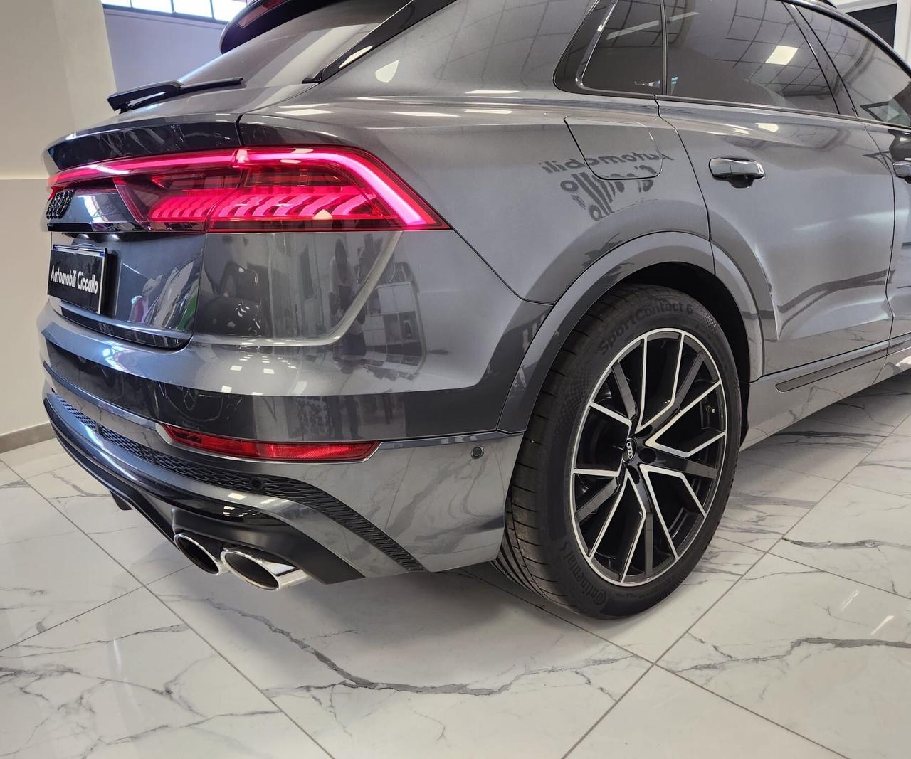 AUDI Q8 SQ8 TDI quattro tiptronic