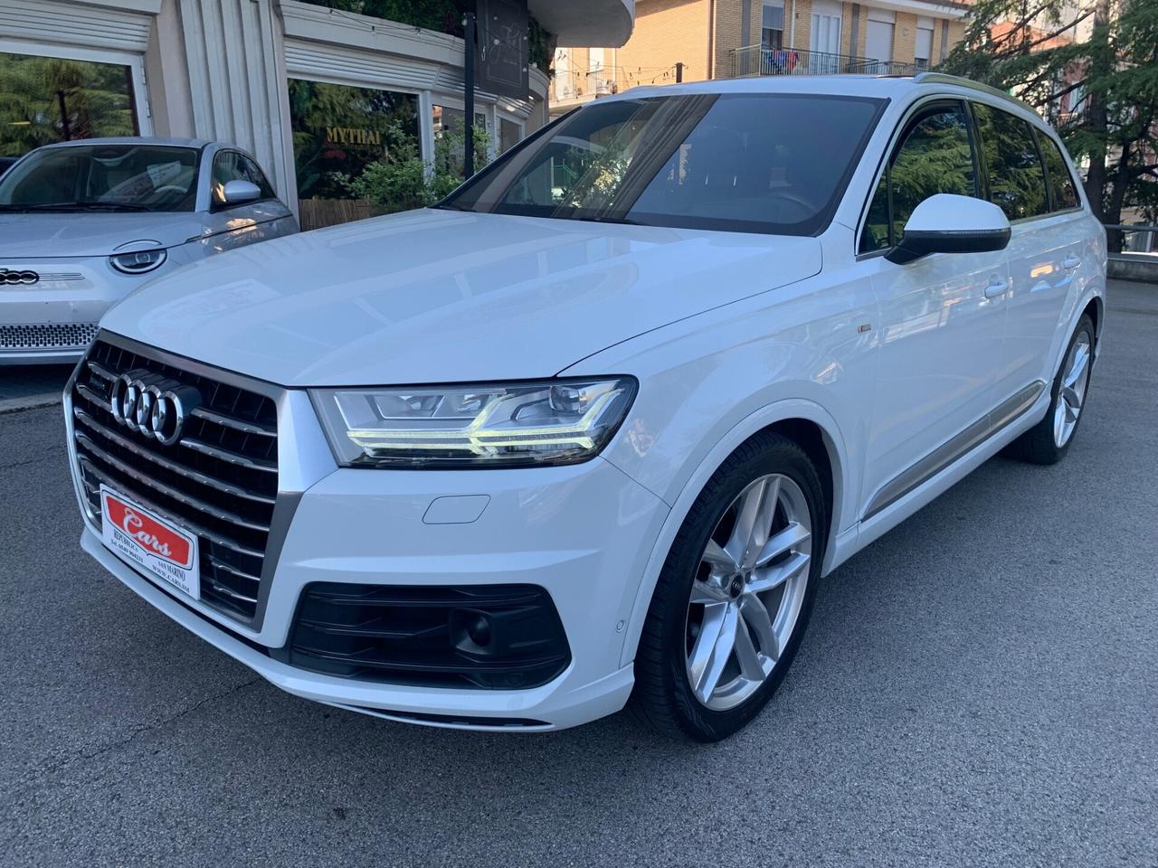 Audi Q7 3.0 TDI 218 CV QUATTRO S-TRONIC S-LINE 7 POSTI