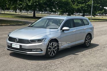 VOLKSWAGEN Passat Variant 2.0 TDI DSG Executive BlueMotion Tech.