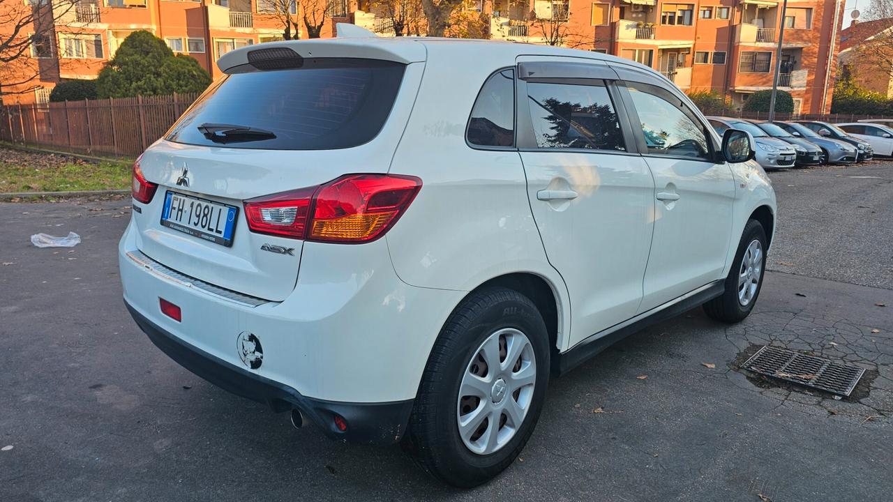 Mitsubishi ASX 1.6 2WD Invite
