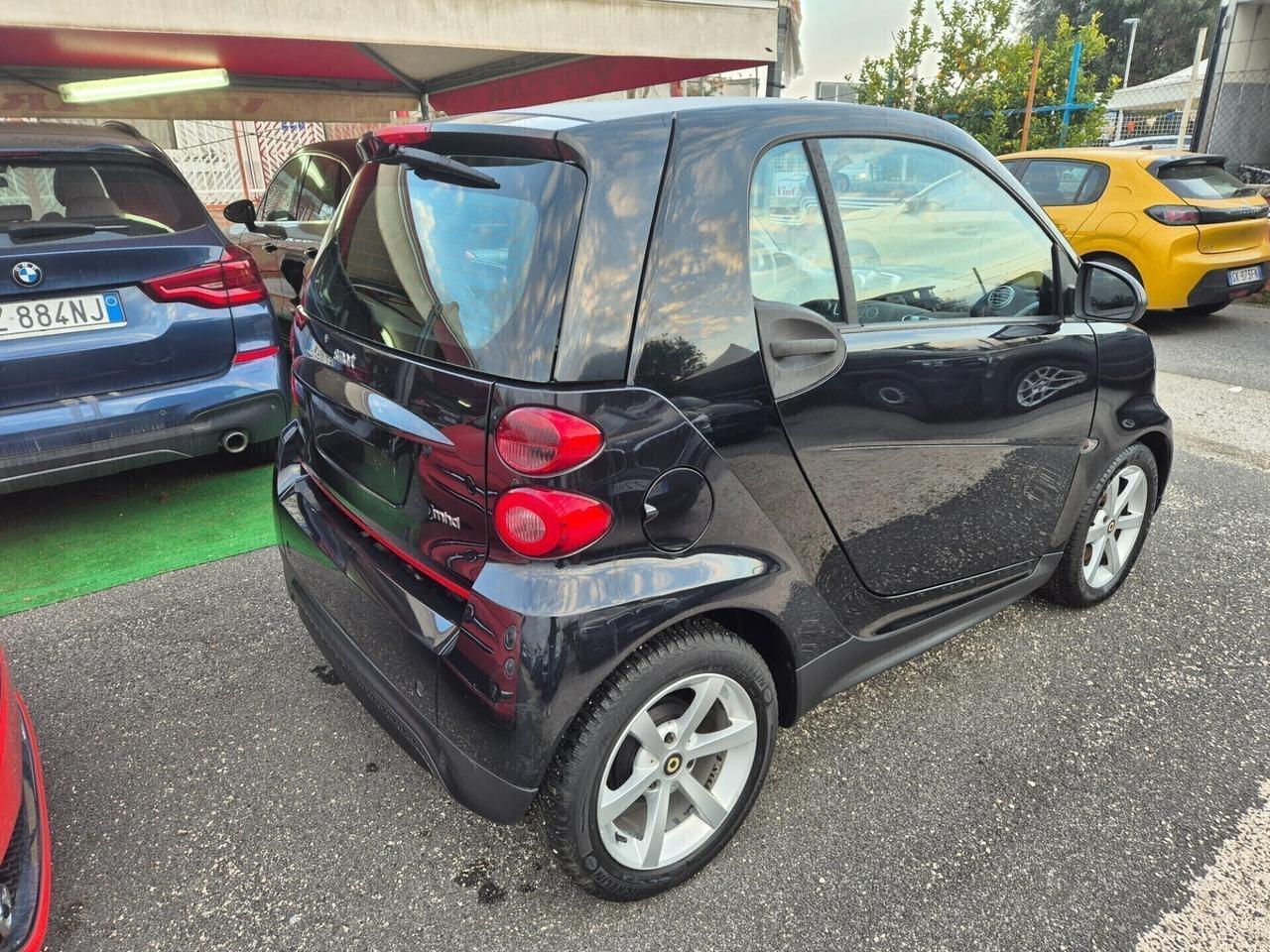 Smart ForTwo 1000 45 kW MHD coupé pure