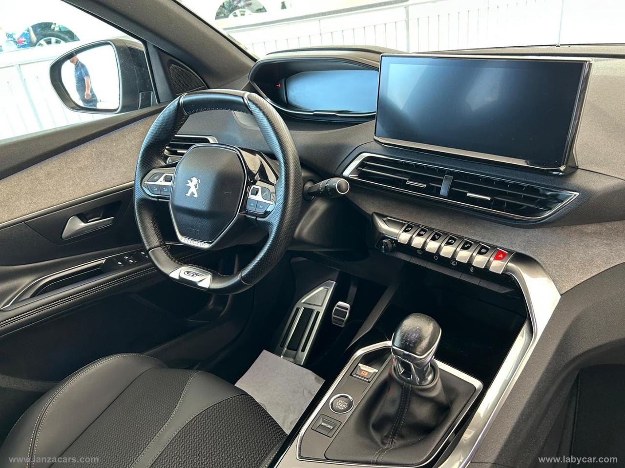PEUGEOT 3008 PureTech Turbo 130 S&S GT