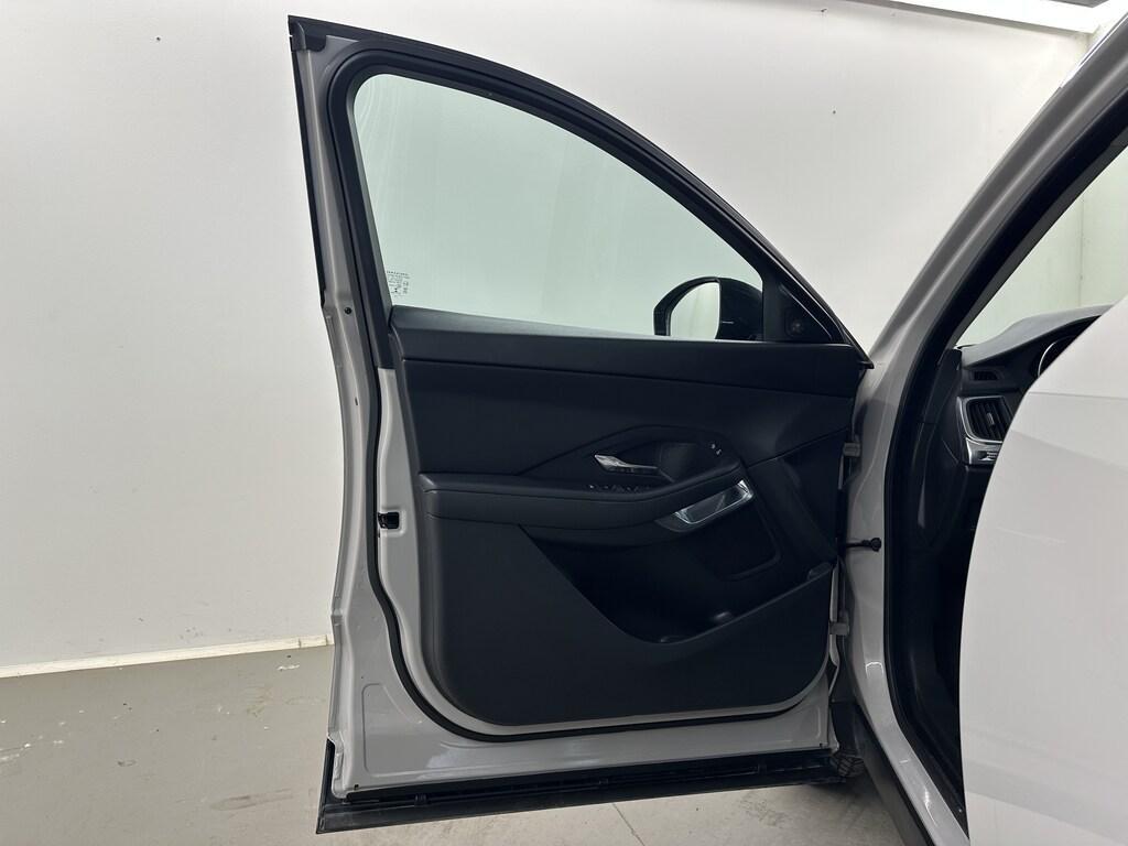 Jaguar E-Pace 2.0 D I4 AWD